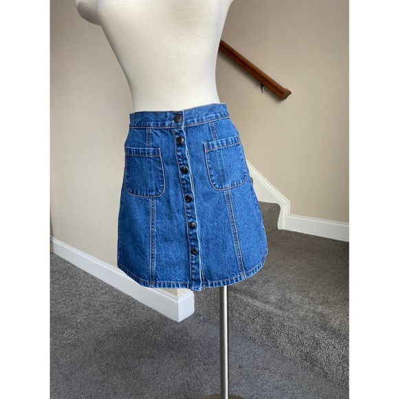 BDG button down mini skirt, size XS - Picture 4 of 10